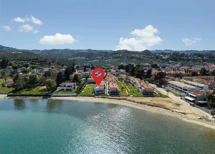 Waves & Agistri By Nest